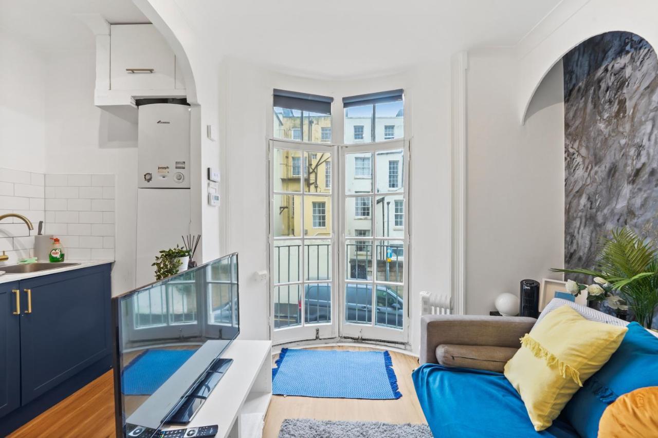 Modern One Bedroom Apartments In Brighton Exterior foto
